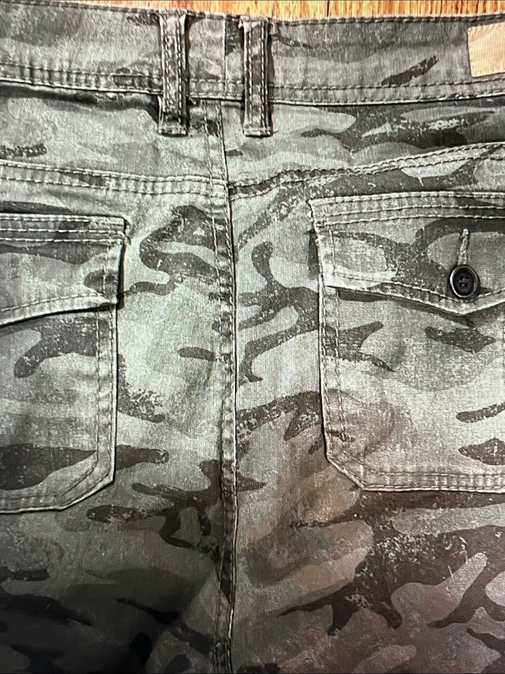 Women's Camo Cargo Pants — Green Camouflage - Picture 5 of 5